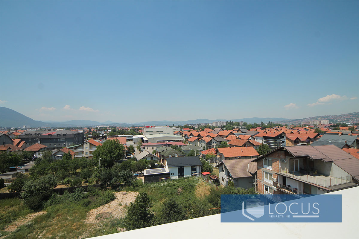 14 Pogled 2.jpg
